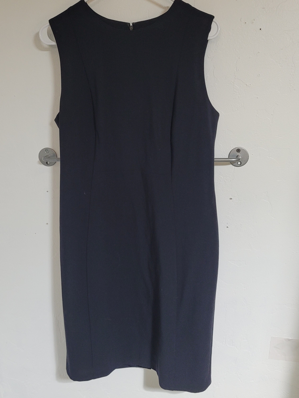 Classic Sleeveless Sheath Dress